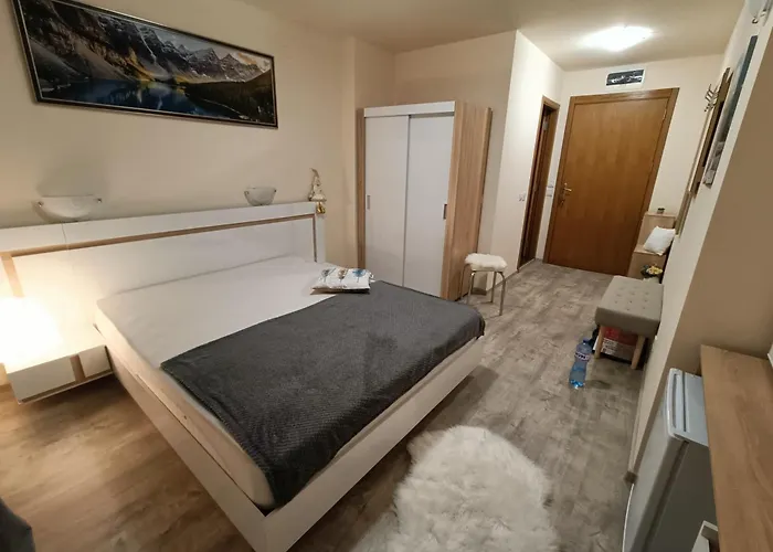 студио орфееви скали بامبوروفو